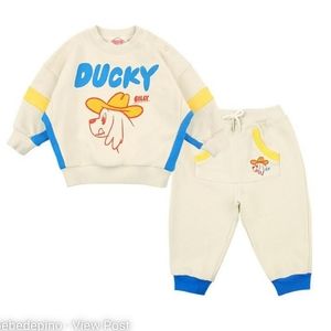 Retro sweatshirt and bottoms